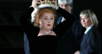 Edita Gruberová fait ses adieux à l'opéra dans un rôle fétiche : l'Elisabetta de Roberto Devereux, à Munich