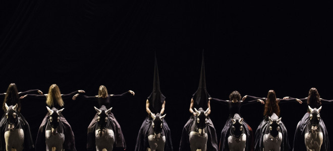​Le Requiem de Mozart en ballet équestre de Bartabas à La Seine Musicale