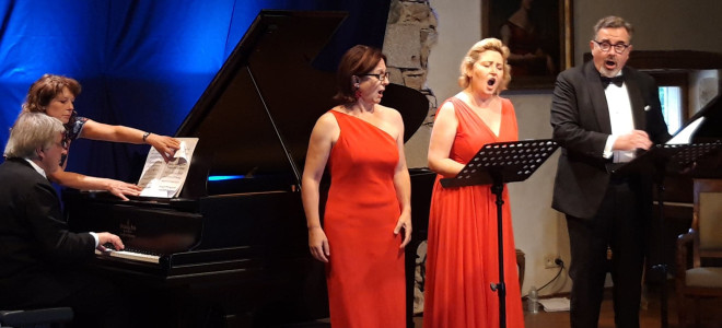 Karine Deshayes en vedette d’une fête rossinienne au Festival de la Grange aux Pianos 