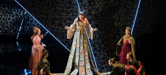 Armide déploie ses sortilèges vocaux sur la scène de l’Opéra Comique