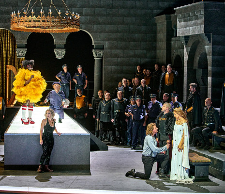 Siyabonga Maqungo (Walther von der Vogelweide), Irene Roberts (Venus), Markus Eiche (Wolfram von Eschenbach), Olafur Sigurdarson (Biterolf), Elisabeth Teige (Elisabeth),  - Tannhäuser par Tobias Kratzer