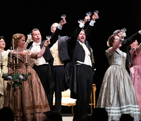 Gabriella Cassidy, Robyn Lyn Evans, Matthew Hargreaves, Timothy Dawkins, Ambrose Connoly, Stéphanie Windsor-Lewis - La Traviata par Diva Opera