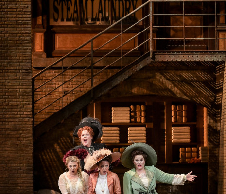 Olivia Boen, Marie-Nicole Lemieux, Federica Guida & Marie-Andrée Bouchard-Lesieur - Falstaff par Dominique Pitoiset