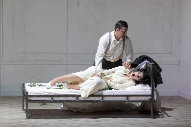 Jonas Kaufmann & Anja Harteros - Otello par Amélie Niermeyer