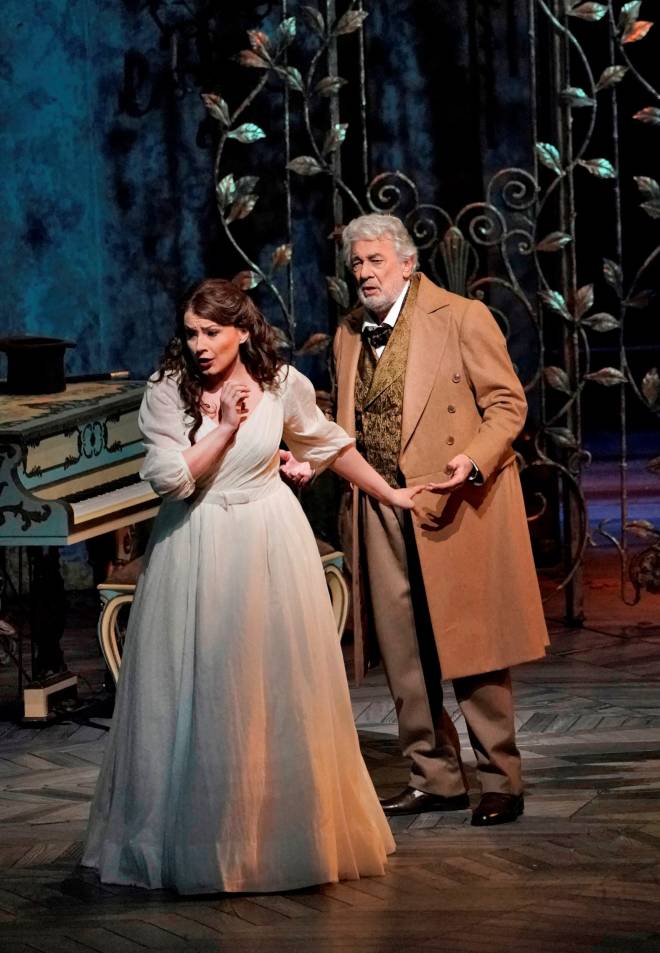 Anita Hartig & Plácido Domingo - La Traviata par Michael Mayer