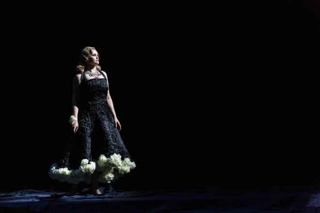 Rachel Willis-Sorensen  - La Traviata par Pierre Rambert