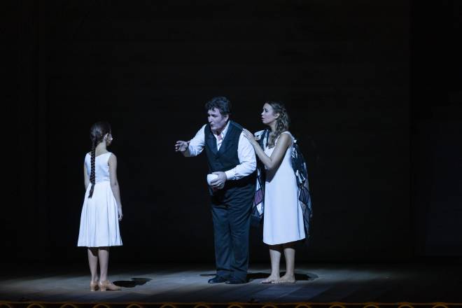 Ludovic Tézier & Nadine Sierra - Rigoletto par Claus Guth