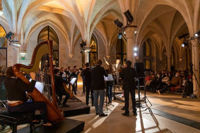 Clément Mao-Takacs et la Secession Orchestra au Collège des Bernardins