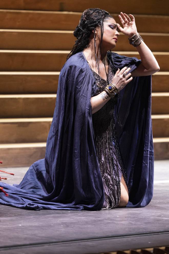 Anna Netrebko - Aida par Mauro Bolognini