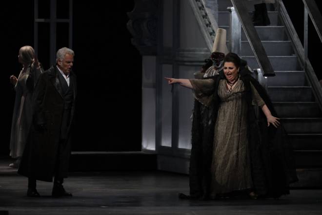 Roberto Frontali & Irina Churilova - La Gioconda par Davide Livermore