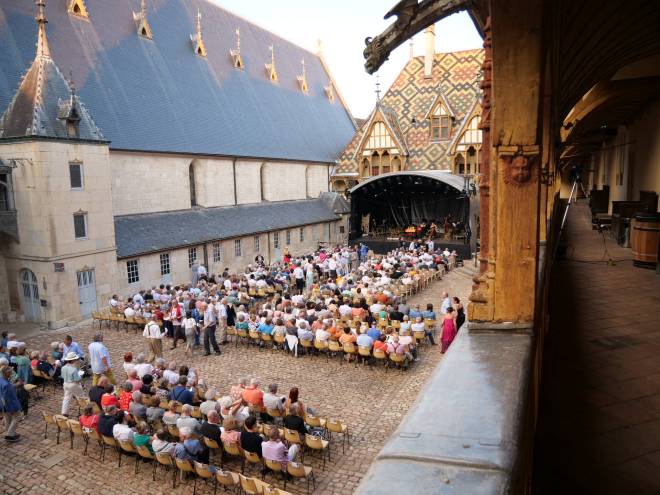 Cour des Hospices de Beaune