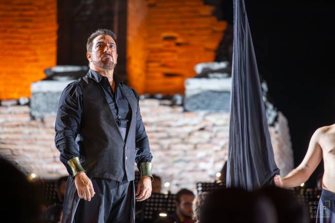 Eduardo Sandoval dans Turandot au Théâtre antique de Taormina