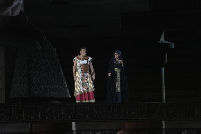 Ivan Magri et Agnieszka Rehlis dans Aida par Gianfranco de Bosio aux Arènes de Vérone