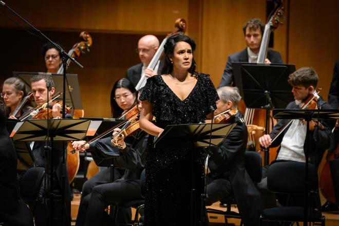 Gaëlle Arquez chante L'Ancêtre de Saint-Saëns