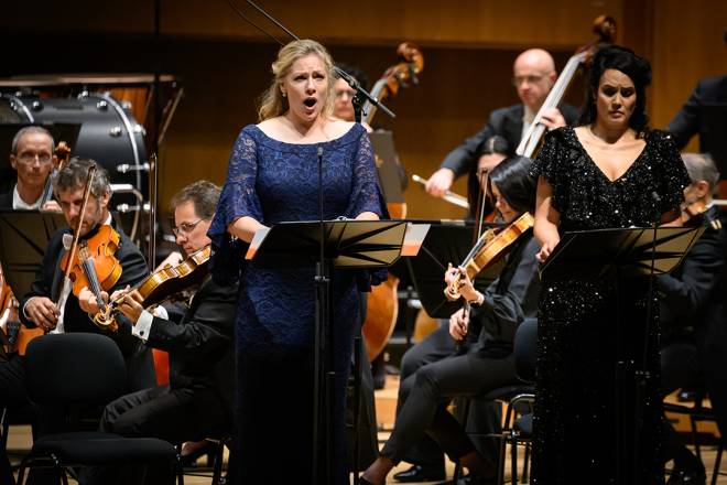 Jennifer Holloway chante L'Ancêtre de Saint-Saëns