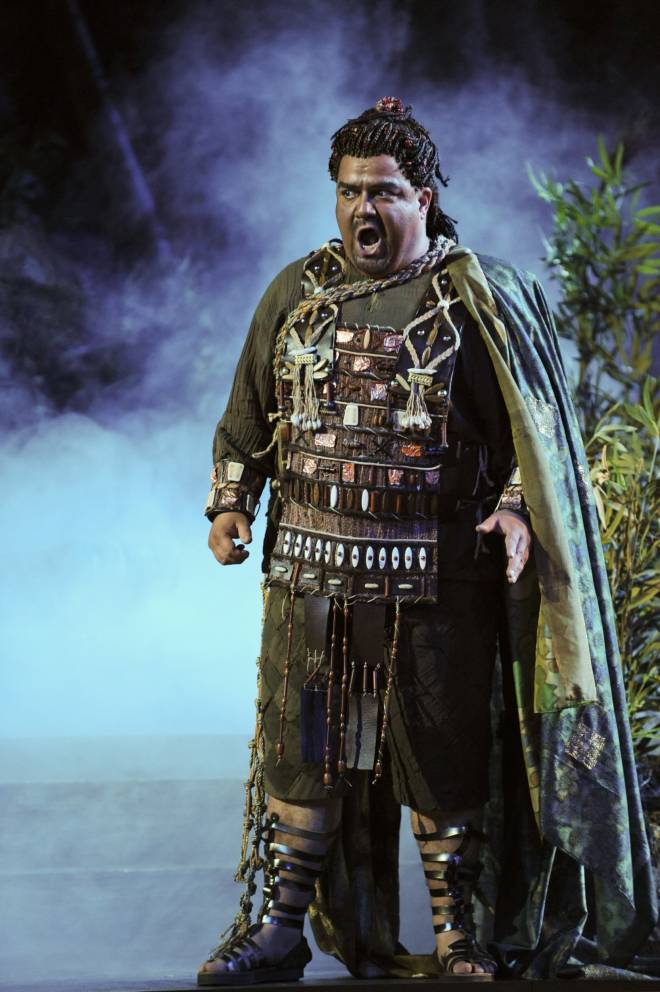 Dimitri Platanias dans Aida