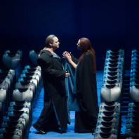Daniel Kirch et Ann Petersen dans Tristan et Isolde par Heiner Müller