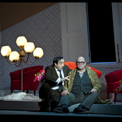 Rodion Pogossov & Pietro Spagnoli - Don Pasquale par Laurent Pelly