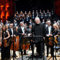 John Nelson, Orchestre Philharmonique de Strasbourg, Chœur de l'Opéra national du Rhin & Choeur Gulbenkian