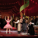 Tony Stevenson, Erin Morley, Aaron Blake & Benjamin Bernheim - Les Contes d'Hoffmann par Bartlett Sher