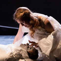 Erika Baikoff & Alexandre Pradier - Roméo et Juliette par Jean Lacornerie