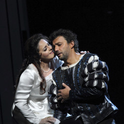 Maria Agresta & Jonas Kaufmann - Otello par Keith Warner