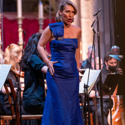 Christina Poulitsi - La Flûte enchantée 