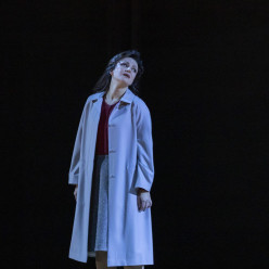 Irina Lungu - Rigoletto par Claus Guth
