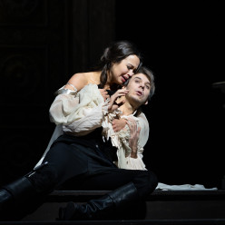 Nadine Sierra et Benjamin Bernheim - Roméo et Juliette par Bartlett Sher