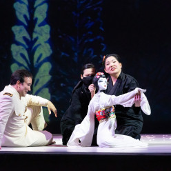 Anthony Ciaramitaro & Karen Chia-Ling Ho - Madame Butterfly par Ethan Heard