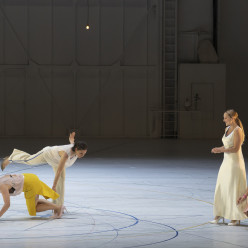 Vannina Santoni & Angela Brower - Così fan tutte par Anne Teresa De Keersmaeker