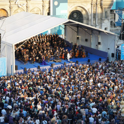 Orchestre de chambre de Paris, Parvis de l'Hôtel de Ville