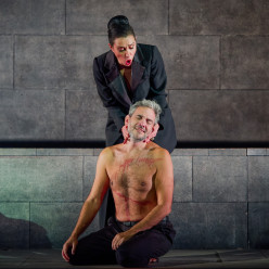 Armando Noguera & Ahlima Mhamdi - Hamlet par Frank Van Laecke